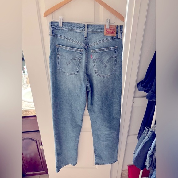 Denim - Levi’s rib cage straight jeans